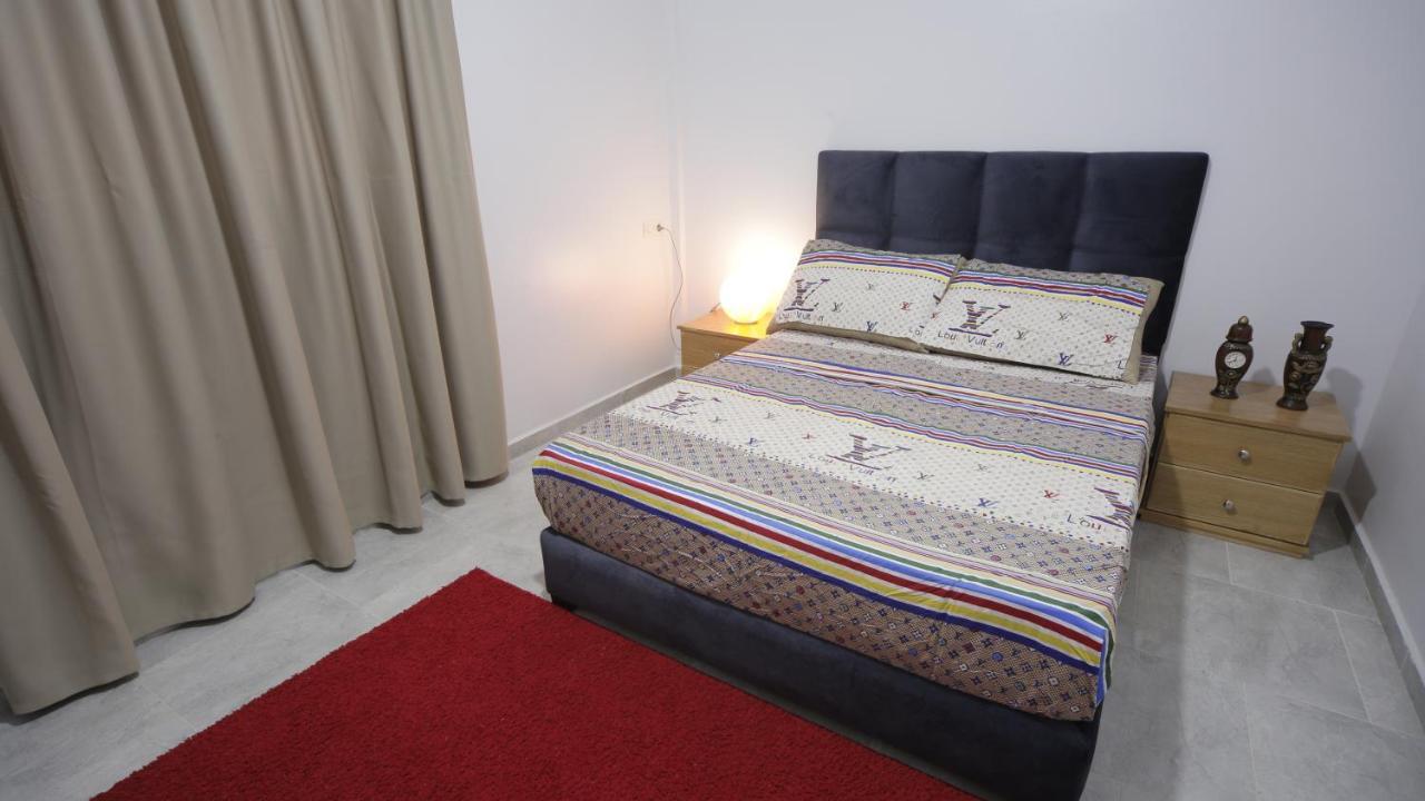 Appartement Dialcom 瓦尔扎扎特 外观 照片